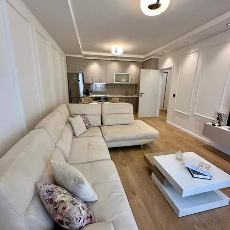 Apartment Irni
